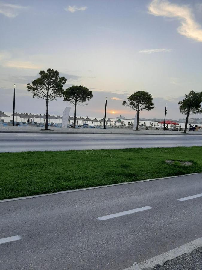 Grazioso Apartamento Arredato A Due Passi Dal Lungomare Vlorë Exteriér fotografie