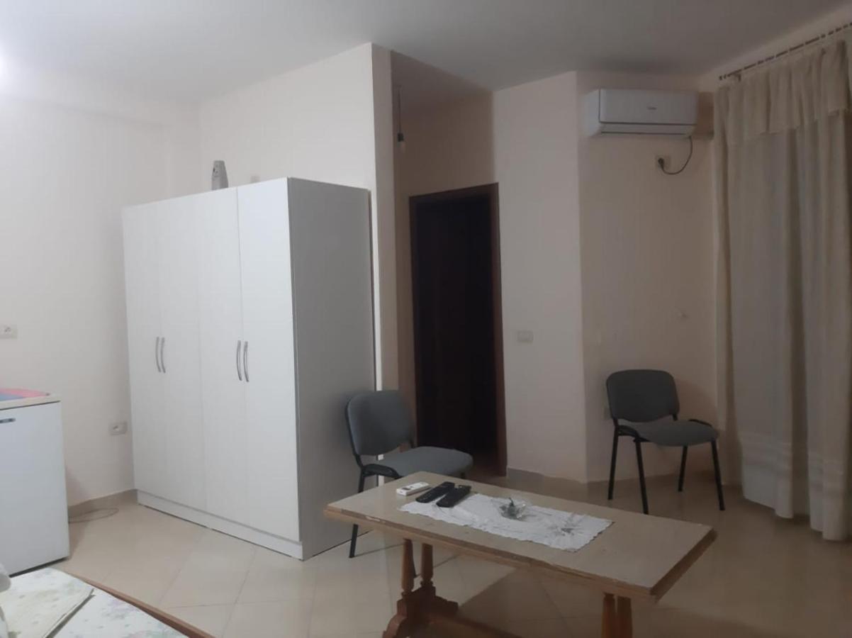 Grazioso Apartamento Arredato A Due Passi Dal Lungomare Vlorë Exteriér fotografie